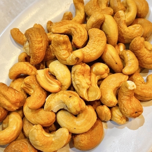 เม็ดมะม่วงทอด