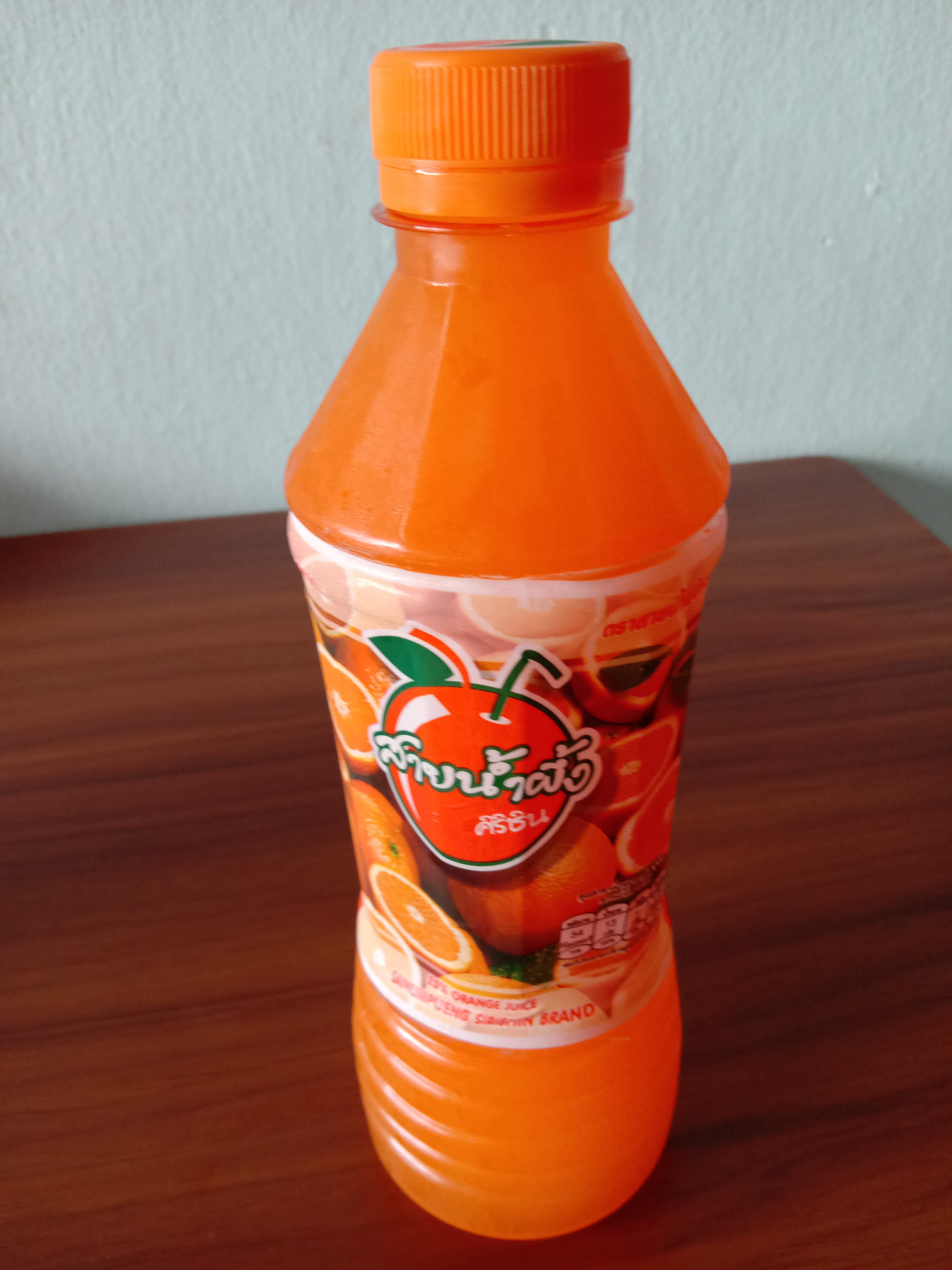 น้ำส้มสายน้ำผึ้ง