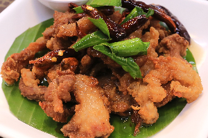 หมูทอดน้ำปลา