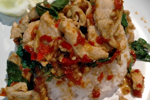 ข้าวกะเพรา ไก่