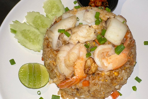 ข้าวผัดทะเล