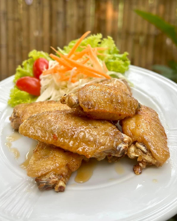 ปีกไก่ทอดน้ำปลา