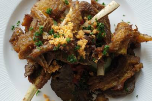 ซี่โครงแพะทอด (FRIED GOAT RIBS)