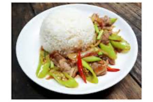 ข้าวผัดพริกหยวก