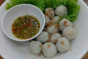 ลูกชิ้นปลาลวกจิ้ม