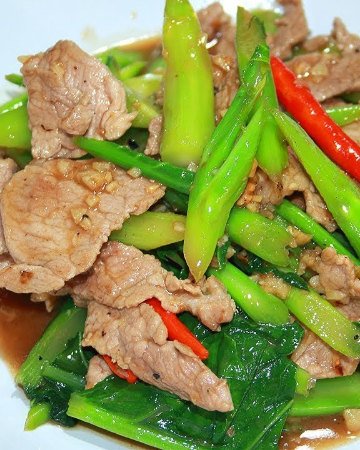 ผัด​คะน้า​หมู