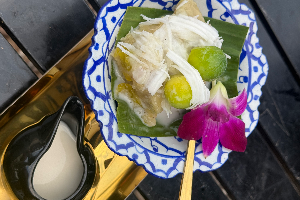 ขนมทองไทย สูตรเฉพาะของนาคีมีมนตร์