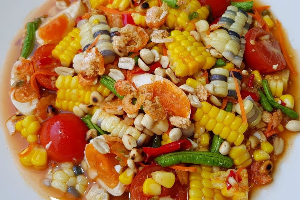 ตำข้าวโพดไข่เค็ม
