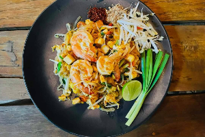 Pad thai-ผัดไทย
