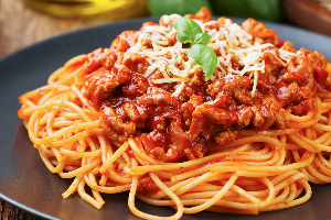Spaghetti chicken tomato sauce-สปาเก็ตตี้ซอสไก่ 