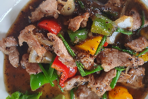 ผัดพริกไทยดำหมู