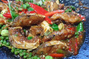 ผัดฉ่าทะเล