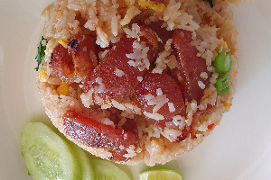 ข้าวผัดกุนเชียง