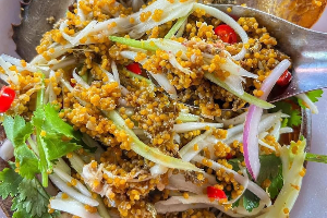 🥚ยำไข่แมงดา แกะพร้อมทาน