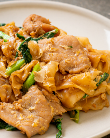 PAD SE EIW MOO / ผัดซีอิ้วหมู
