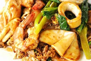 ผัดซีอิ้วทะเล