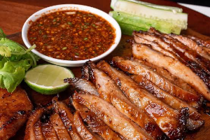 คอหมูย่าง