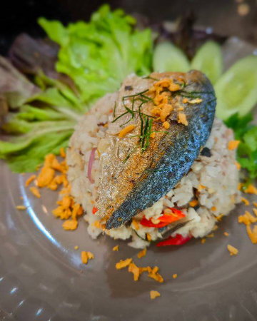 ข้าวขยำปลาทู