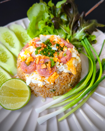 ข้าวผัดแหนม