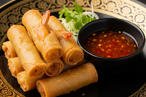 ปอเปี๊ยะกุ้งทองคำ