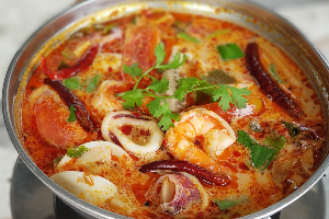 ต้มยำหม้อไฟ | Spicy Seafood Tom Yum Hotpot