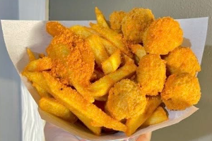 เฟรนช์ฟรายส์+ไก่ป๊อป