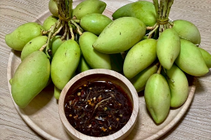 มะม่วงกะตอยน้ำปลาหวาน