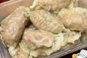 เกี๊ยวแห้งอกไก่