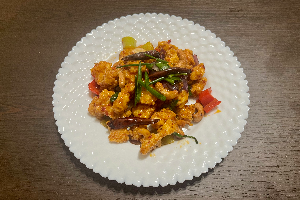 Thai Cashew Chicken with Rice (ტაილანდური კეშიუს ქათამი)