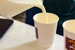 นมสดน้ำตาลโตนดร้อน | Hot Palm Sugar Milk