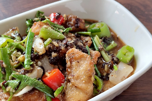 ปลากะพงผัดเต้าซี่