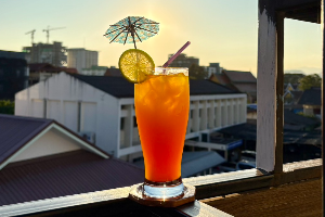 Tequila Sunrise 