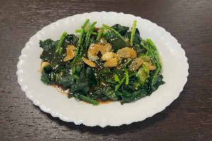 Stir-fried spinach with oyster sauce + with Rice