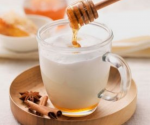 นมสดน้ำผึ้ง (Honey Fresh Milk)