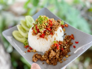 หมูคั่วพริกเกลือ [กับข้าว]