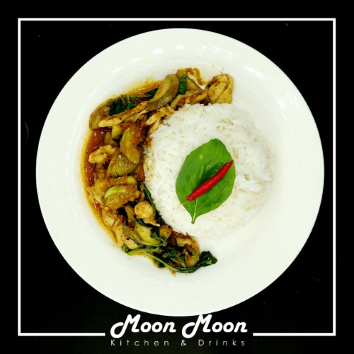 เขียวหวานผัดแห้ง-กับข้าว Dry-Style Stir Fried Green Curry