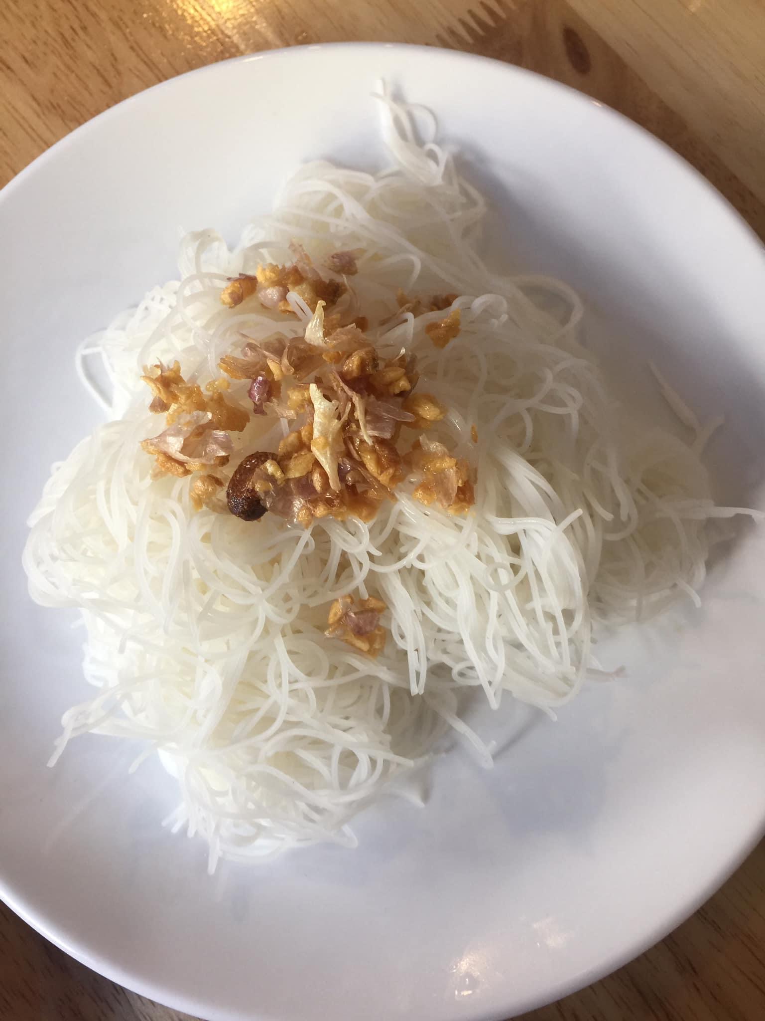 หมี่ขาวลวก