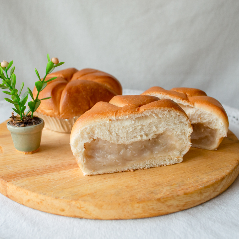  ขนมปังไส้เผือก (ลูกใหญ่)