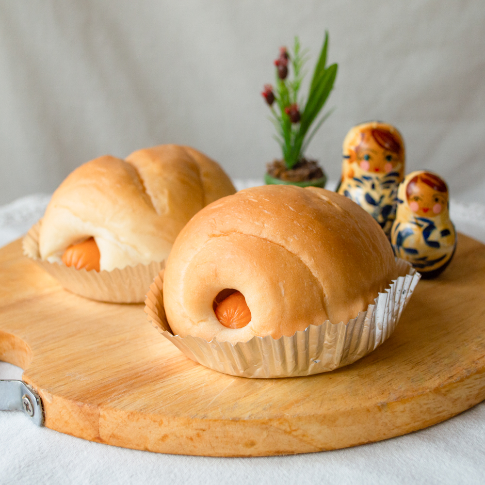 ขนมปังไส้กรอก (ลูกใหญ่)