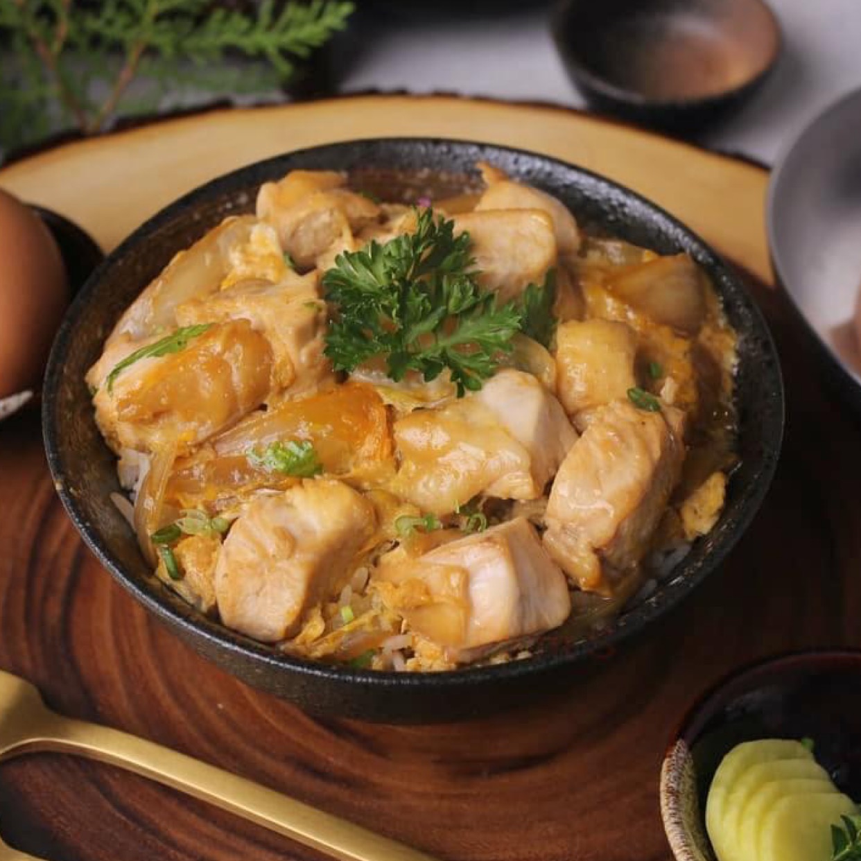 ข้าวหน้าไก่กับไข่