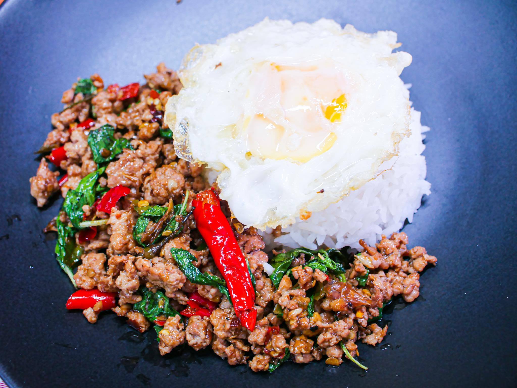 ผัดกระเพรา เนื้อสับ
