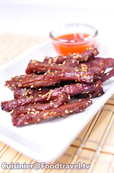 เนื้อแดดเดียว (Fried Marinated meat)