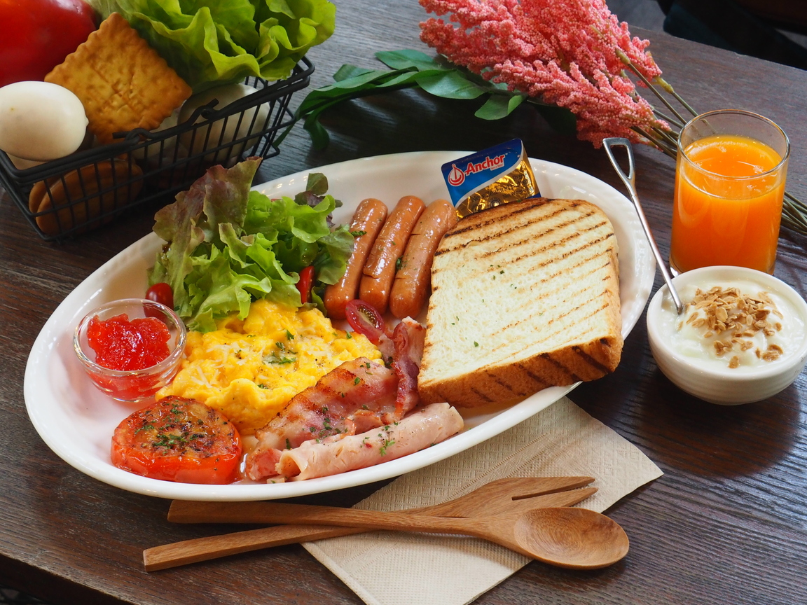 American Breakfast