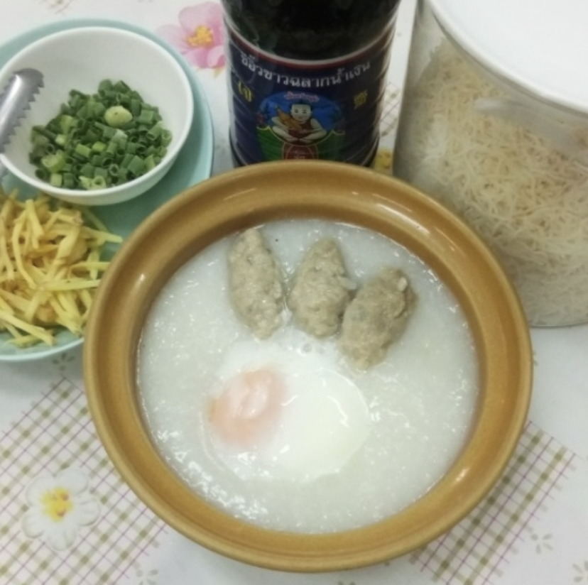 โจ๊กเด็กใส่ไข่