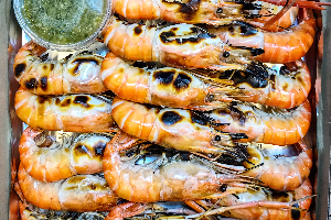 กุ้งเมีย (ไข่) /ครึ่งโล
