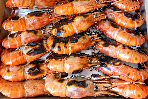 กุ้งเมีย (หัวแก้ว) /ครึ่งโล