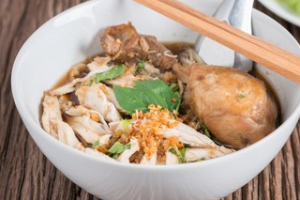 Noodle Tom Yam Chicken