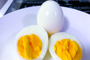 ไข่ต้ม (สุกพอดี) | Medium Boiled Egg
