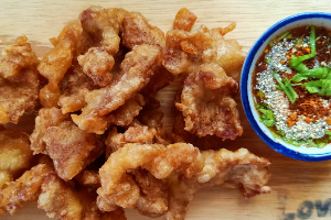 หมูทอด deep fried pork