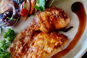ST หมูย่างซอสน้ำผึ้ง